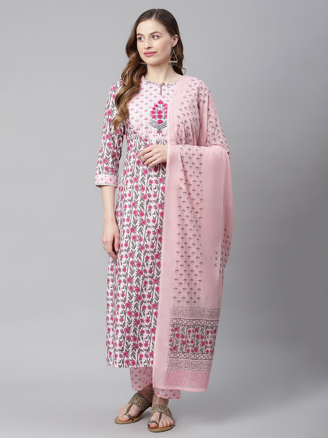 Shop Women Pink Printed Yoke Design Ethnic Motif Kurta Set with 