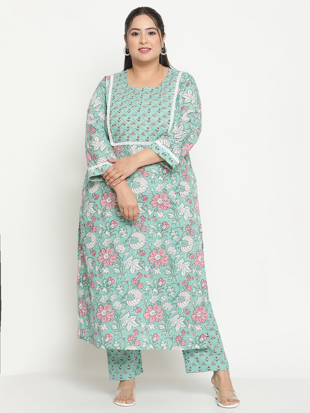 Shop Green Floral Printed Plus Size Kurta with Trousers Sringam