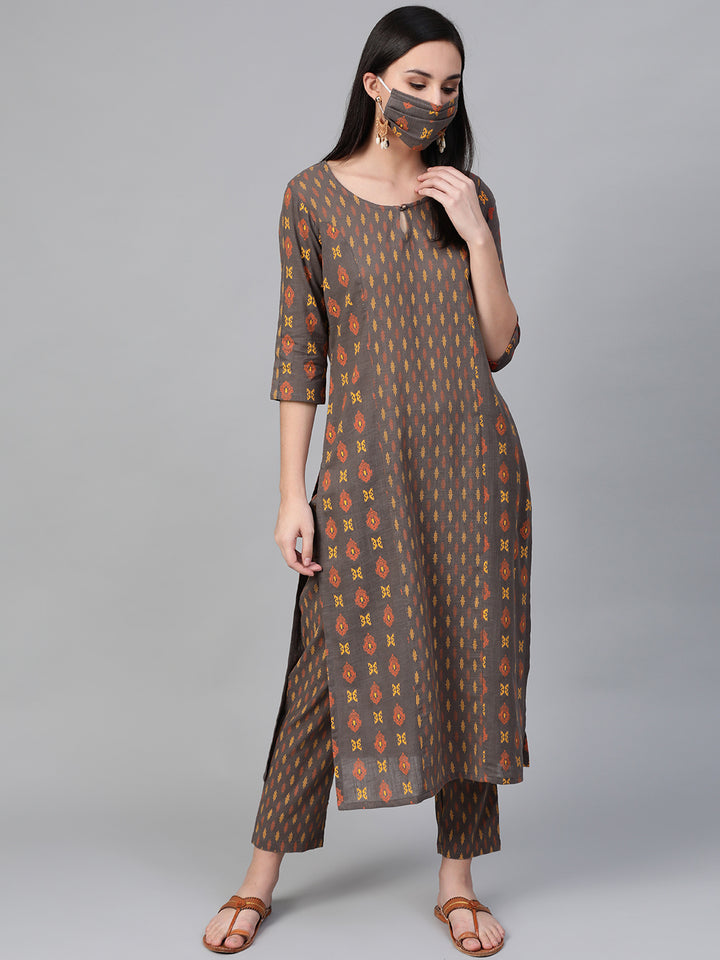 Women Brown Panelled Kurta with Trousers