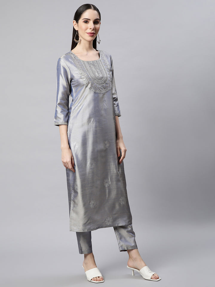 Women Grey Embroidered Kurta with Trousers