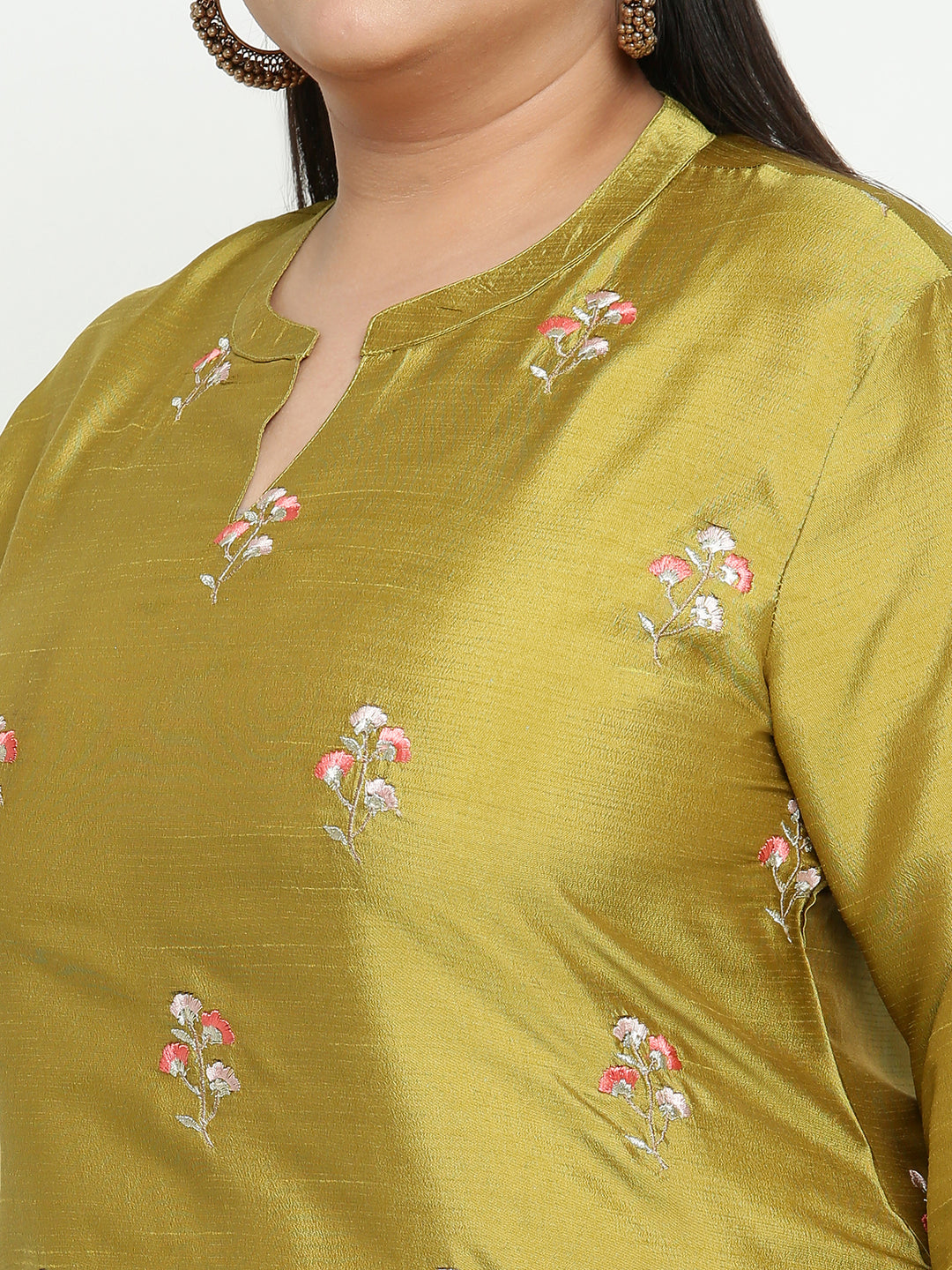 Women Green Embroidered Plus Size Kurta with Trousers