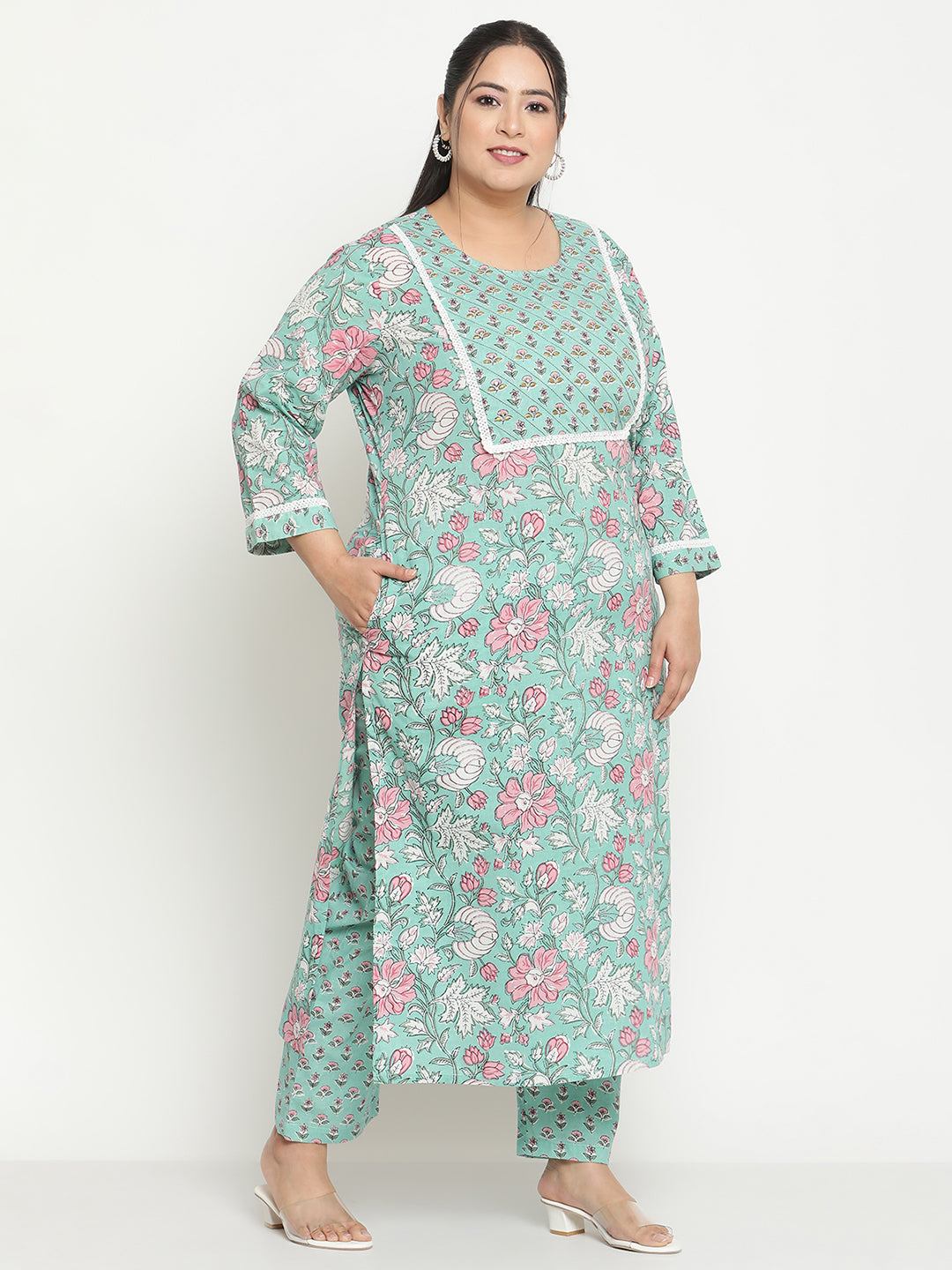 Green Floral Printed Plus Size Kurta with Trousers