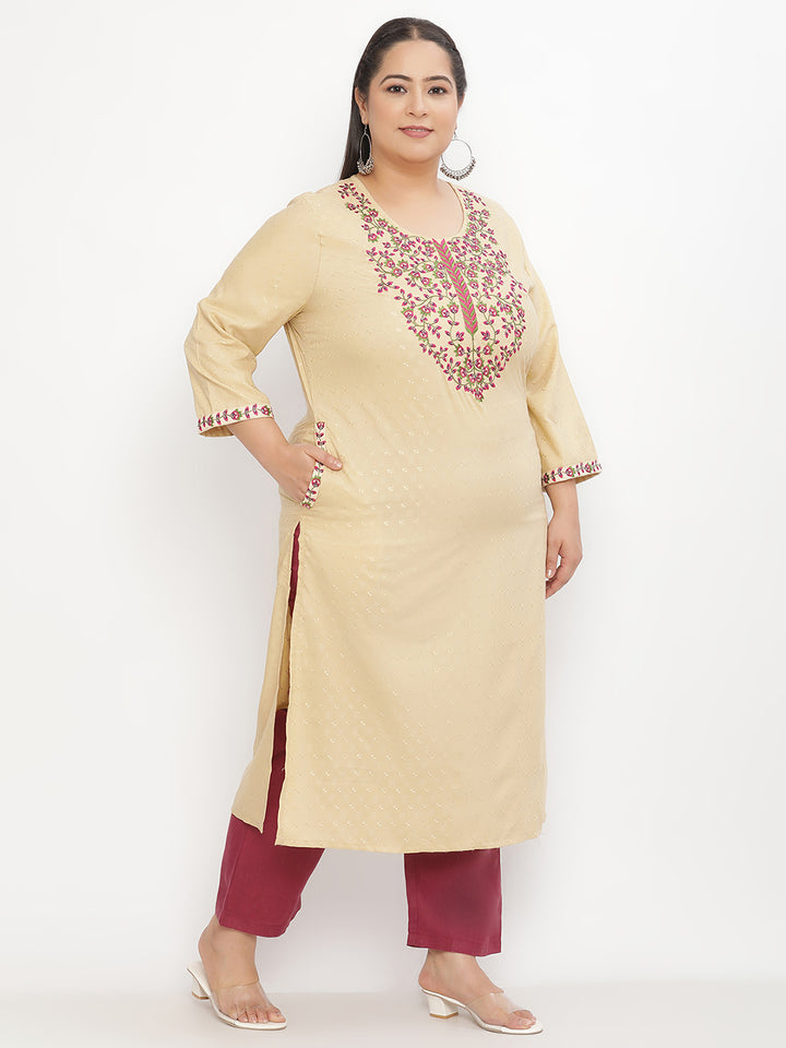 Women Cream Solid Straight Embroiderd Plus Size Kurta