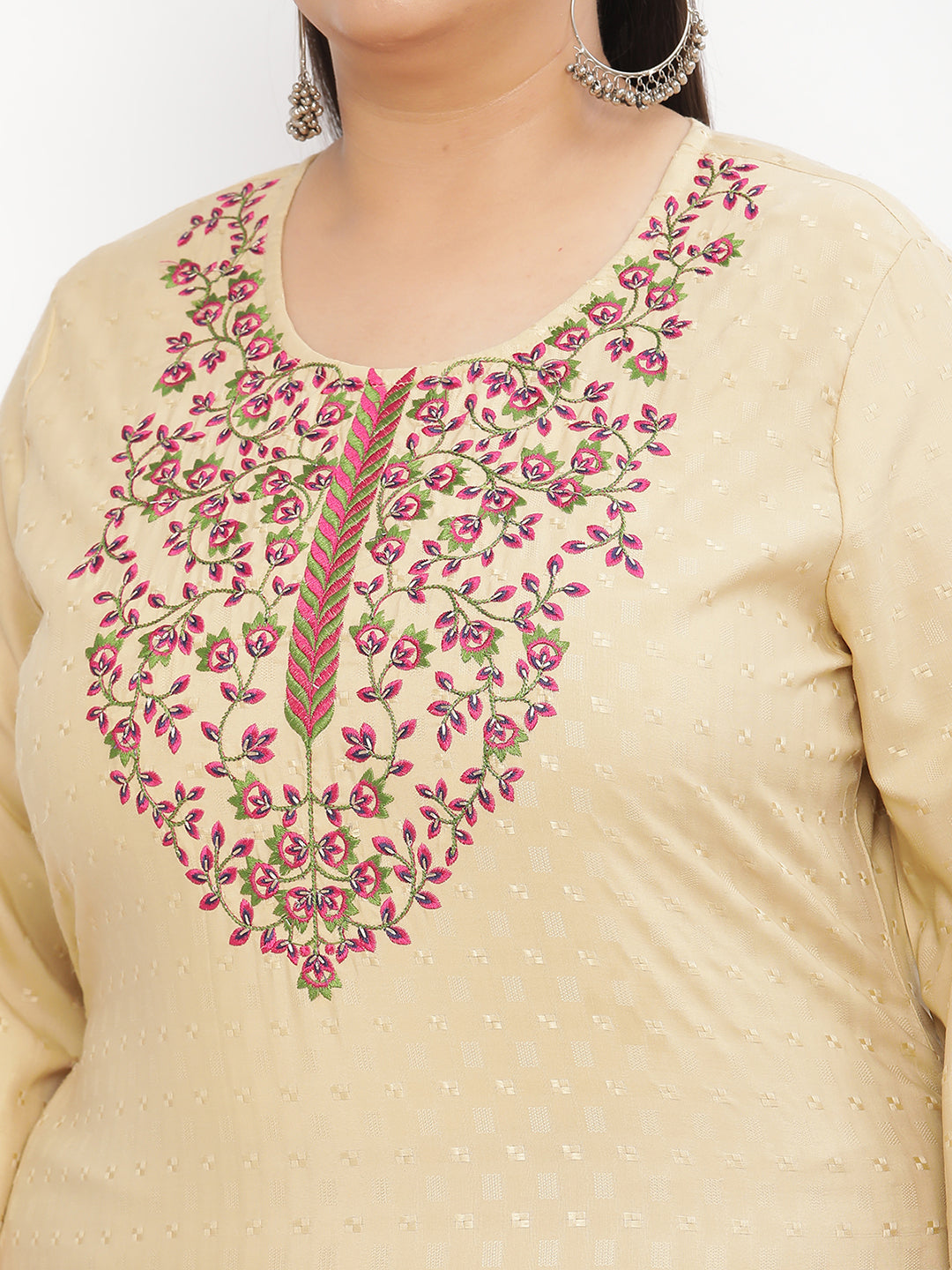 Women Cream Solid Straight Embroiderd Plus Size Kurta