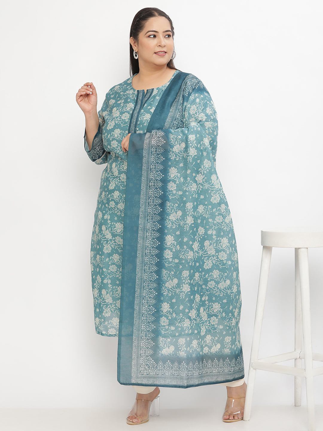 Women Green Floral Printed Plus Size Kurta with Trouser and Dupatta